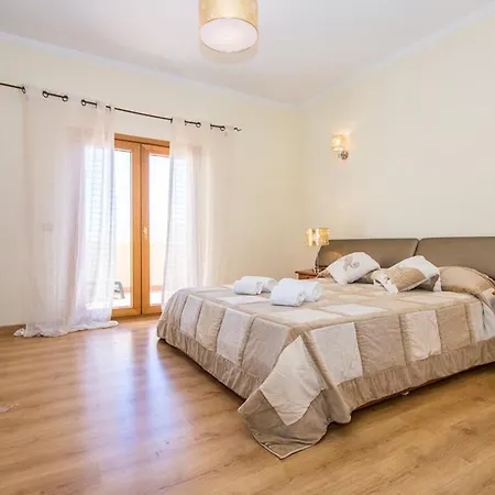 Vale Do Garrao Sleeps 14 Pool Air Con Wifi Villa Quinta do Lago
