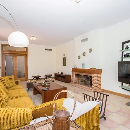 Vale Do Garrao Sleeps 14 Pool Air Con Wifi * Quinta do Lago